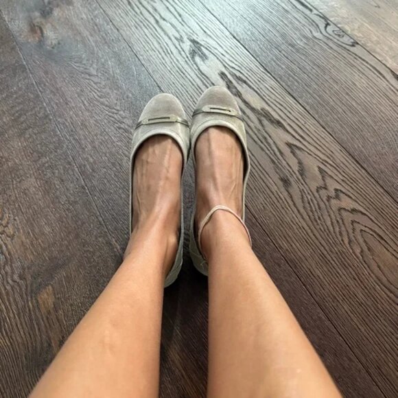 Tods grey/silver flats - Picture 3 of 4